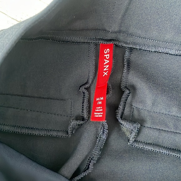 Spanx perfect fit pant - navy, size medium - Picture 3 of 7